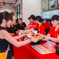 Jollibee Việt Nam cam kết lâu dài với thị trường Việt Nam qua chiến dịch khai trương cửa hàng thứ 200