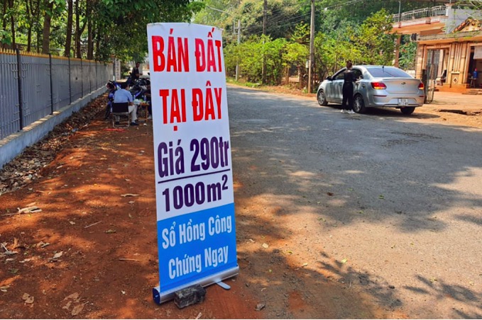 Nhiều nhà đầu tư địa ốc mắc cạn trên đống tài sản