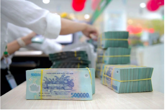 NHNN muốn cấm ngân hàng bơm thêm vốn cho cổ đông sở hữu vượt trần theo quy định mới